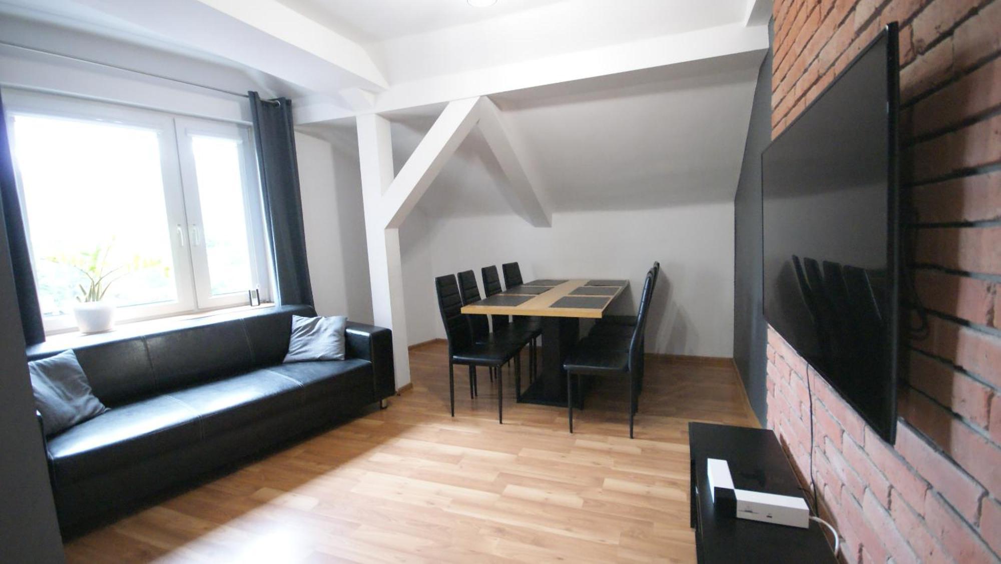 Apartament Osemka *